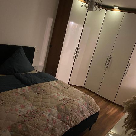 Geraeumige Und Schoene Wohnung Direkt In Der Luebecker Innenstadt ภายนอก รูปภาพ