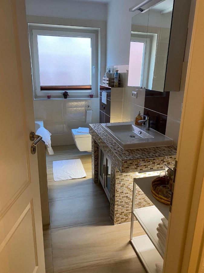 Geraeumige Und Schoene Wohnung Direkt In Der Luebecker Innenstadt ภายนอก รูปภาพ